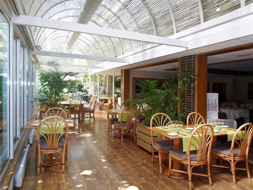 Ibis Styles Evry Lisses Hotel Exterior photo